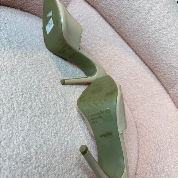 Elegant Tan Women's Heels - Picture 6 of 6